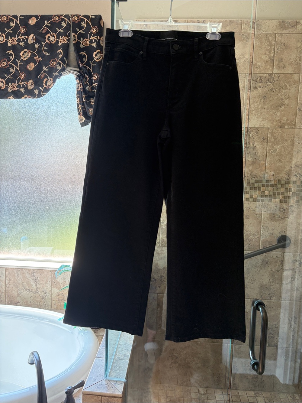 White House Black Market Black Wide-Leg Crop Jeans